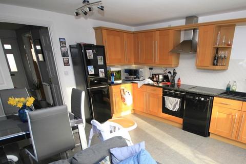 18 Loxley Close, Bradford, BD2 3HX