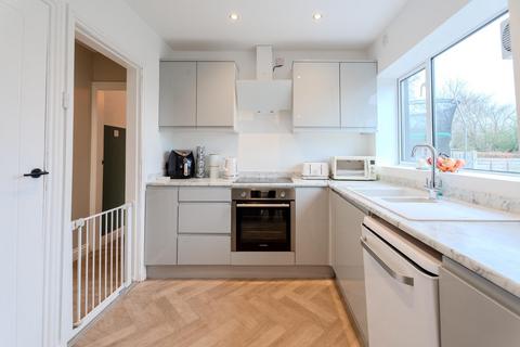 14 Coleridge Rise, Dudley, DY3 3BG