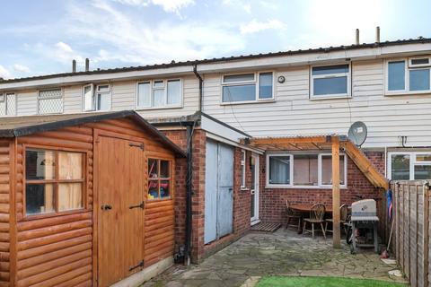 32 Burham Close, London, SE20 8JF