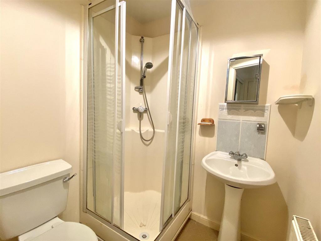 Master En-suite