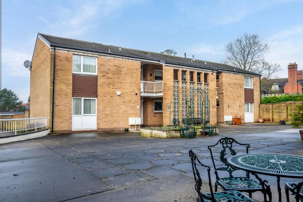 Ashfield Court, York 2 bed apartment £250,000