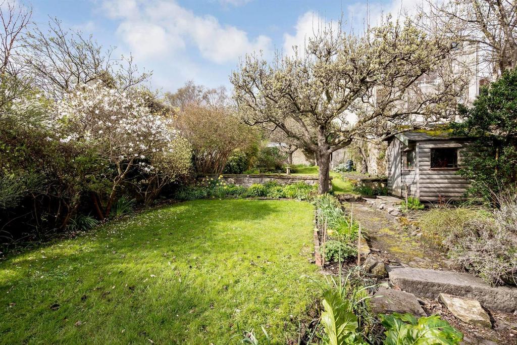 Witchentree Cottage, Culross.jpg