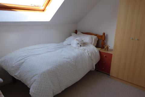 Powhillock, 1 Hunter Street, Auchterarder, PH3 1PA