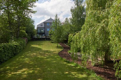 32 Carrington Terrace, Crieff, PH7 4DZ