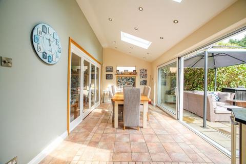 6 Greville Close, Boughton, Northampton, NN2 8RZ