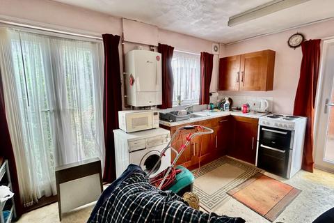 56 Norton Road, Northampton, NN2 7TN