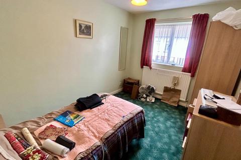56 Norton Road, Northampton, NN2 7TN