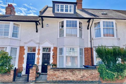 14 Broadway, Northampton, NN1 4SF