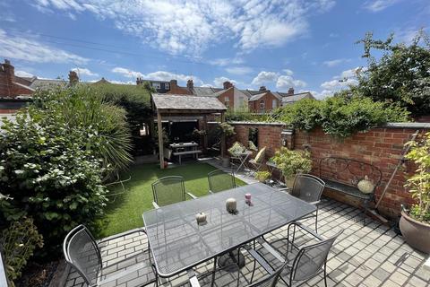 14 Broadway, Northampton, NN1 4SF