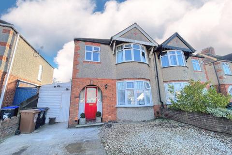 17 Gloucester Avenue, Northampton, NN4 8QE