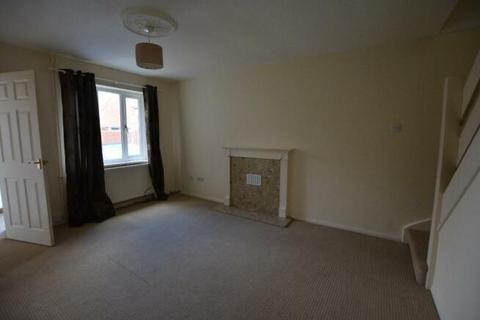 2 bedroom semi-detached house to rent, Aquitaine Close, Northampton NN5
