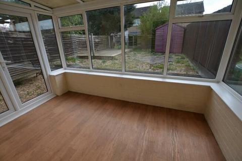 2 bedroom semi-detached house to rent, Aquitaine Close, Northampton NN5