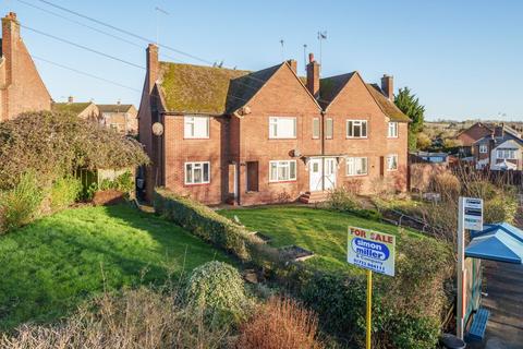 2b Bishops Close, Nettlestead, Maidstone, ME18 5ES