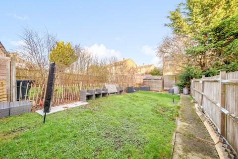 2b Bishops Close, Nettlestead, Maidstone, ME18 5ES