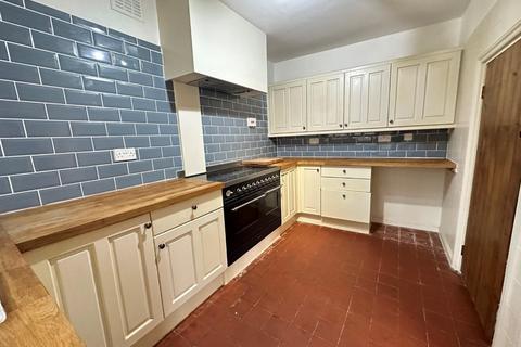 3 bedroom cottage for sale - The Green, Northampton NN6