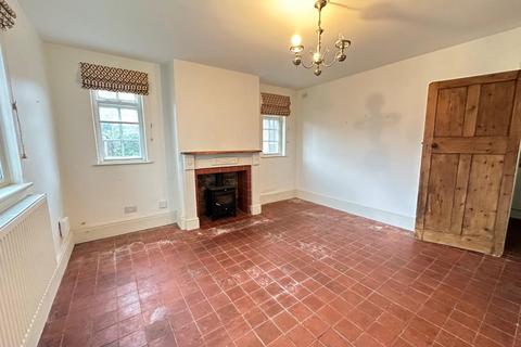 3 bedroom cottage for sale, The Green, Northampton NN6
