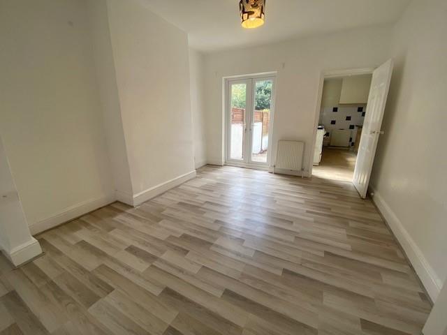19 Queens Road 1.jpg