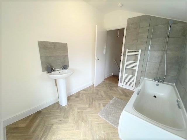 19 Queens Road 8.jpg