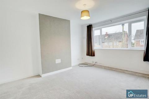 30a Tudor Road, Nuneaton, CV10 9EH
