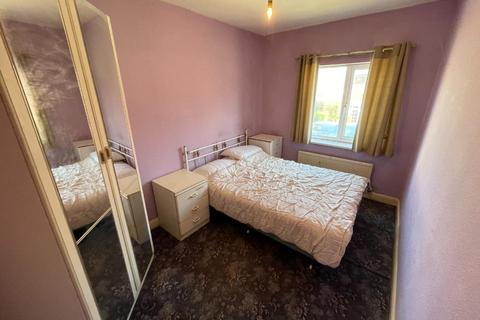 99 Raeburn Road, Northampton, NN2 7EP