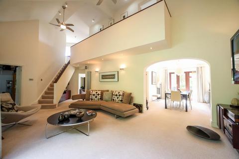 4 bedroom detached house for sale, Spyglass Hill, Northampton NN4