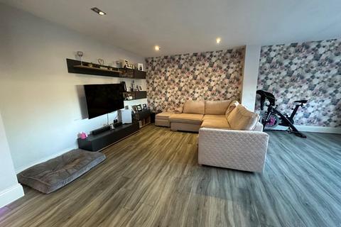 2 Gillsway, Northampton, NN2 8HU
