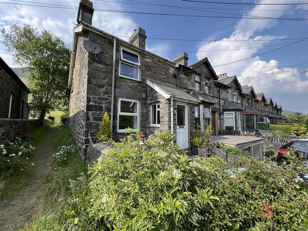 Dyfnant Terrace, Cwm Penmachno 3 bed house for sale £184,950