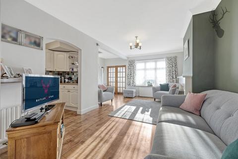 39 Hawkdene, London, E4 7PF