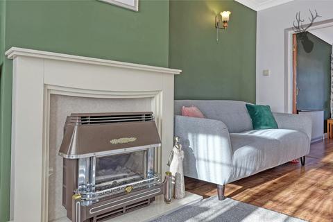 39 Hawkdene, London, E4 7PF