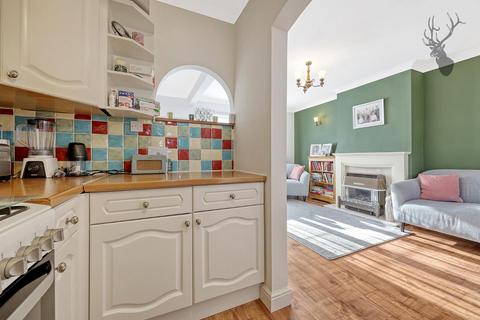 39 Hawkdene, London, E4 7PF
