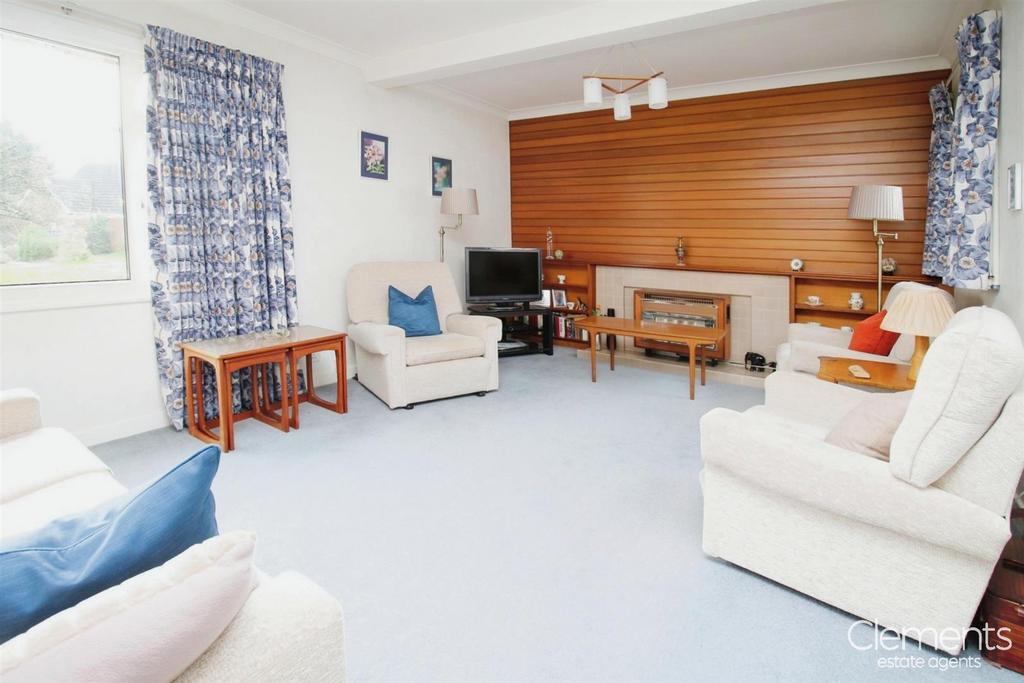 Lounge 201.jpg