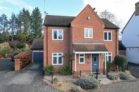 3 bedroom detached house for sale, Elgin Gardens, Stratford-Upon-Avon