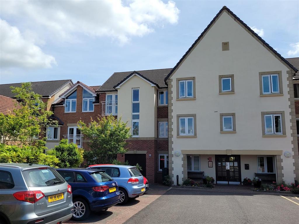 Long Street, Thirsk YO7 1 bed retirement property for sale £85,000