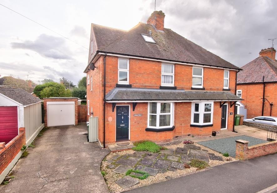 Badsey Lane, Evesham 3 bed semidetached house for sale £335,000