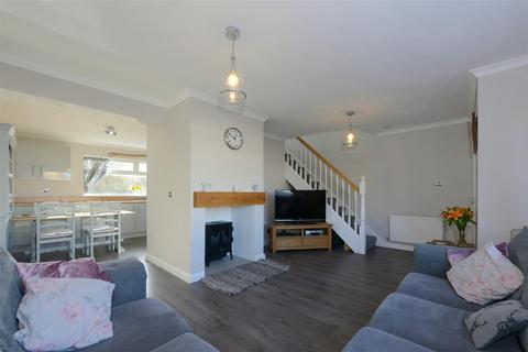 3 bedroom semi-detached house for sale, Meadowbrook, Bayston Hill, Shrewsbury