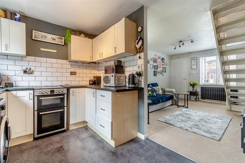 2 bedroom terraced house for sale - The Tail Race, Maidstone