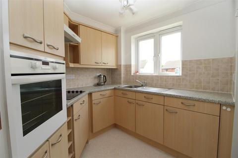 1 bedroom retirement property for sale, Rowan Court, Thirsk YO7