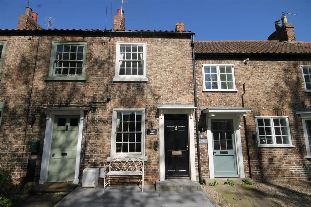 Front Street, Thirsk YO7 2 bed cottage for sale £229,950