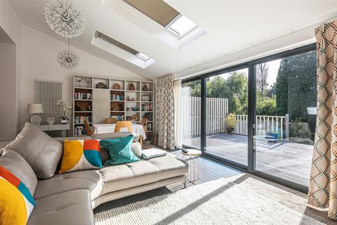 35 Cairns Road, Sheffield, S10 5NA