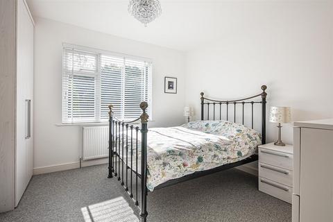35 Cairns Road, Sheffield, S10 5NA