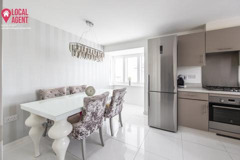 162 Ellingham View, Dartford, DA1 5UP