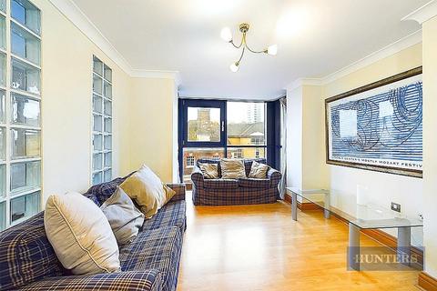 3 bedroom flat for sale, Charter House, Canute Road, SO14
