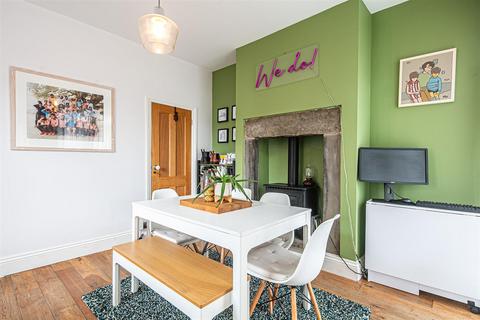 10 Bromwich Road, Sheffield, S8 0GF