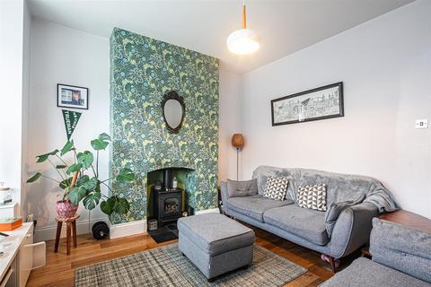 10 Bromwich Road, Sheffield, S8 0GF