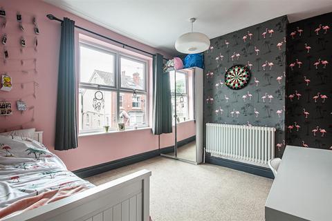 10 Bromwich Road, Sheffield, S8 0GF
