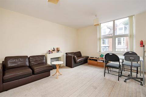 4 bedroom end of terrace house for sale, Thompson Road, Botanical Gardens S11