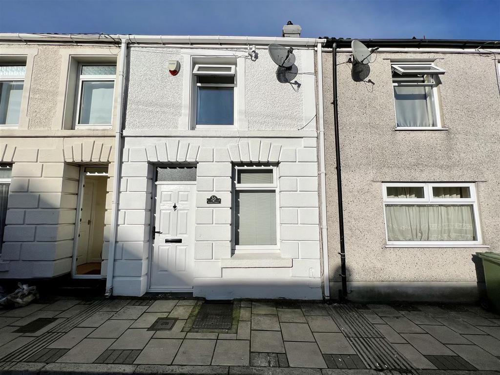 Dean Street, Aberdare CF44 2 bed terraced house for sale £99,995