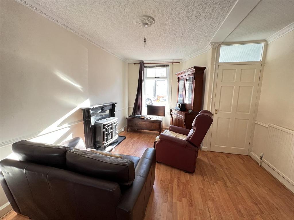 Dean Street, Aberdare CF44 2 bed terraced house for sale £99,995
