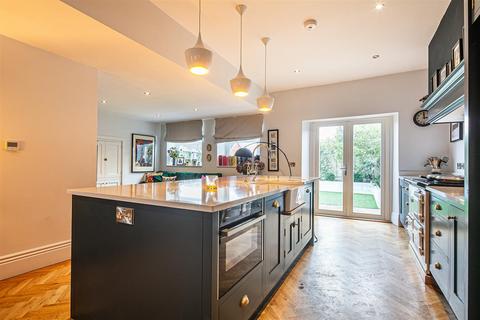 35 Aldred Road, Sheffield, S10 1PD