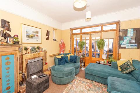 3 bedroom detached house for sale, Downs Road, Hastings